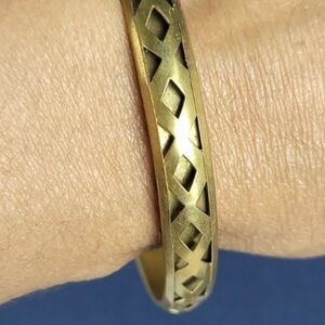 Vintage 1980s Gold/Brass Bangle Bracelet